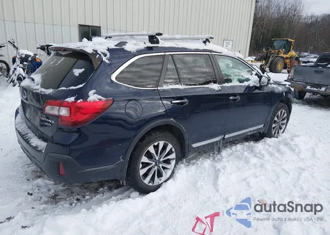 2018 Subaru Outback 3.6R Touring z USA, uszkodzony, nr VIN 4S4BSETC5J3211695